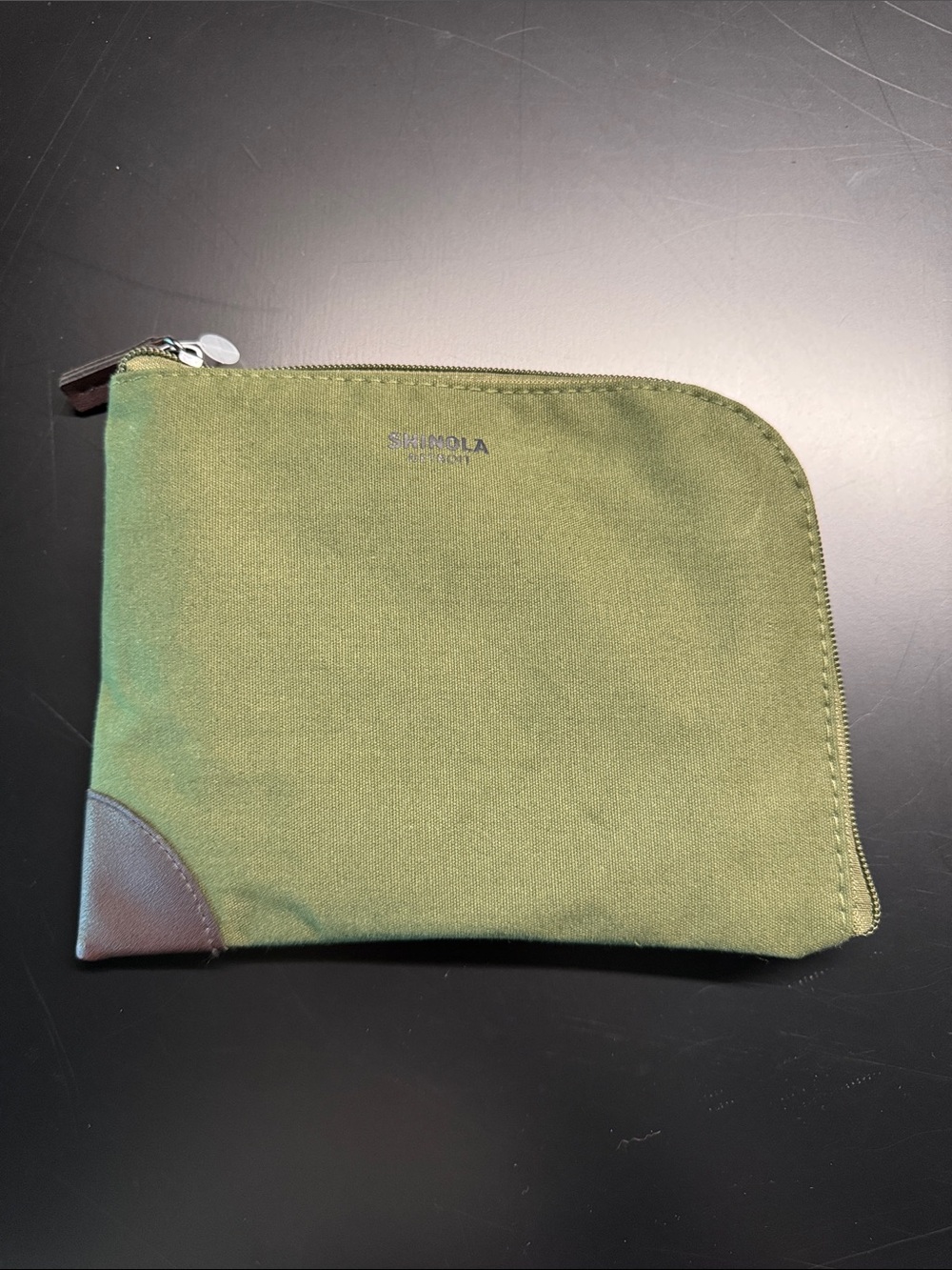 Shinola American Airlines Olive Green Canvas Amenity Bag w/ Toiletries - NWT